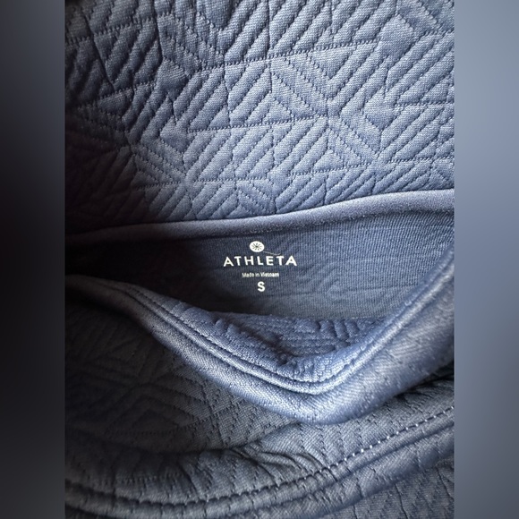 Athleta Navy Blue Elevation Jaquard Quilted Pullover Size Small - Picture 4 of 4